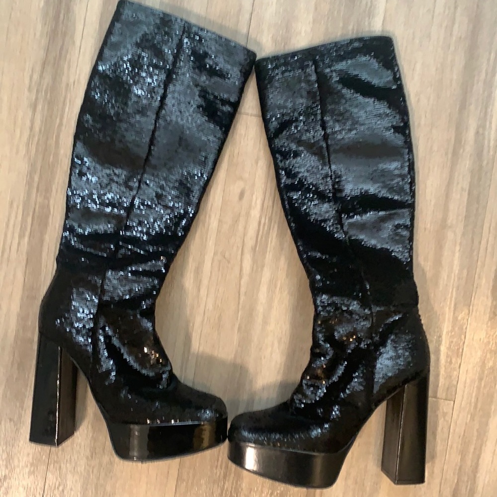 FREE LANCE Pairs black sequin platform boots